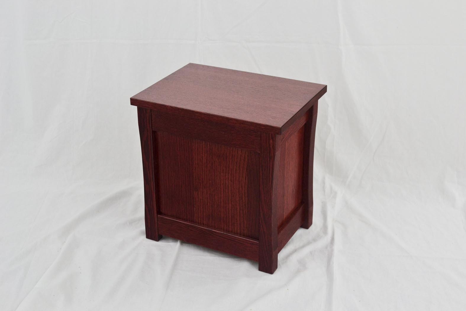 Slipper chest. Mission style NEW! Oak. 15". TE-1366