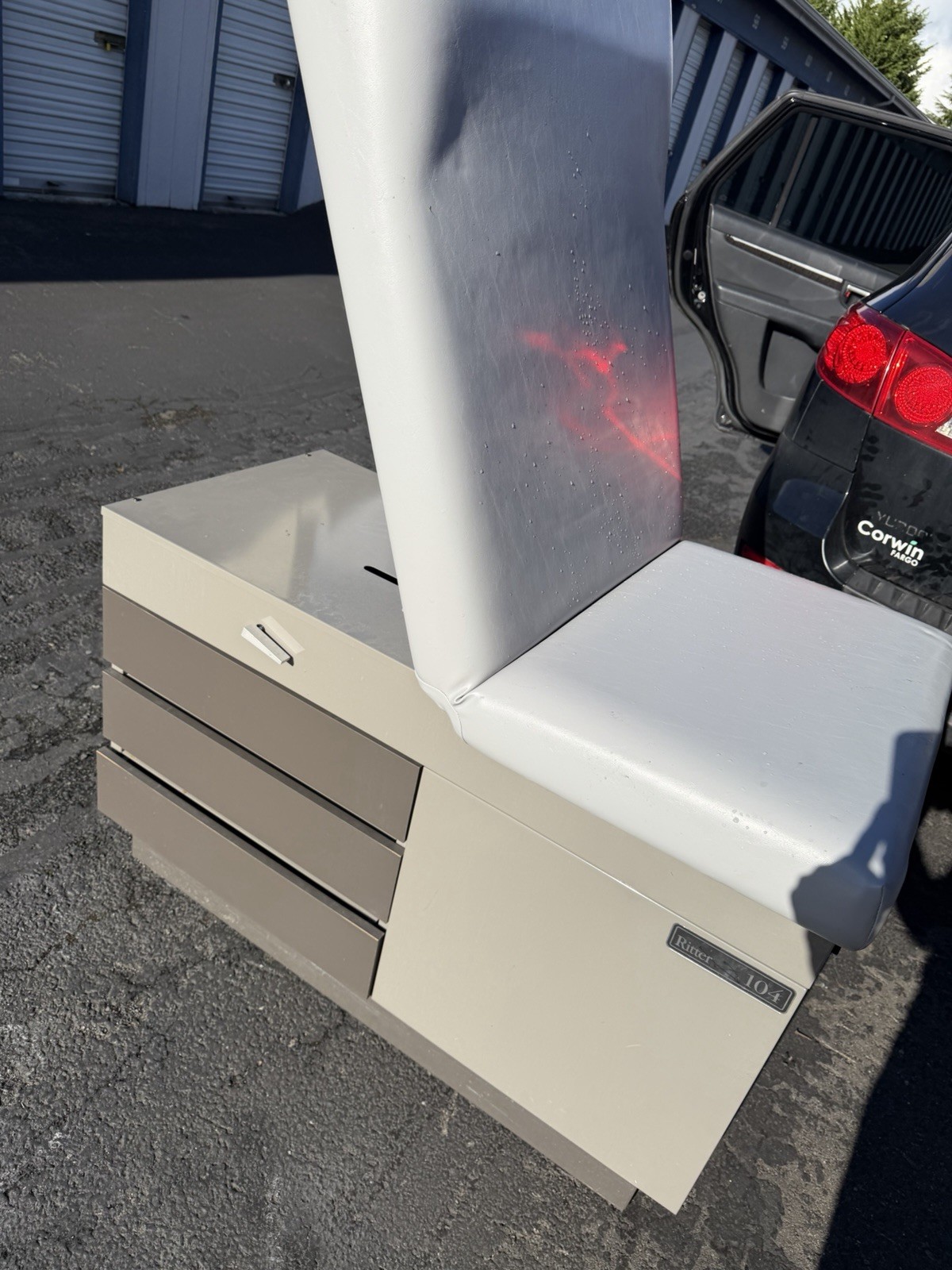 Midmark Ritter 104 Barrier Free Examination Table