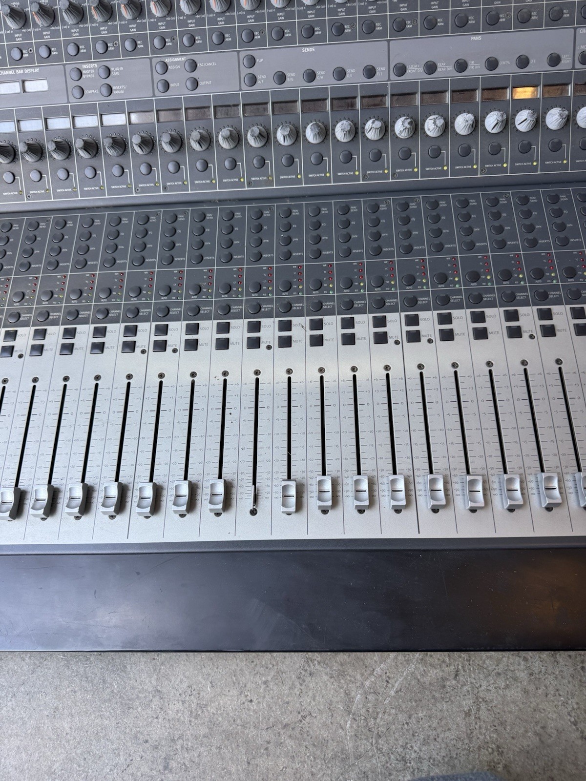 Digidesign Focusrite MC124 Control24 Protools Professional Mixer Console WORKS!