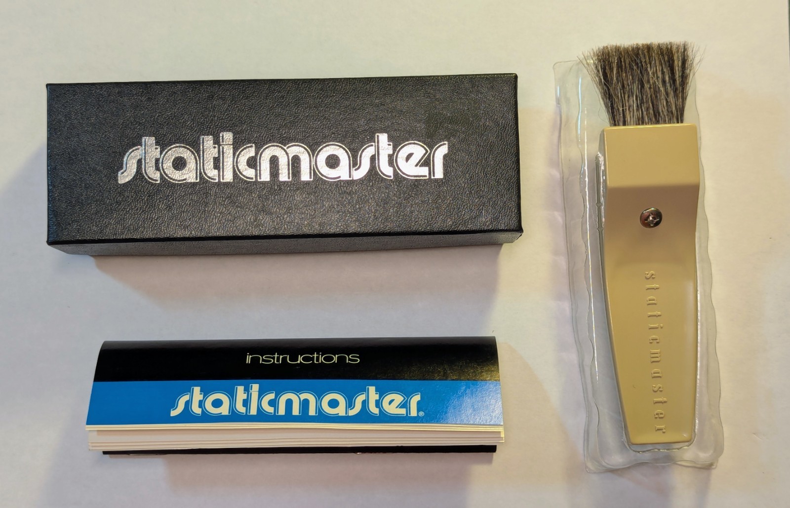 VINTAGE 1970's Staticmaster 1C200 BRUSH CLEANS PHOTOGRAPHY FILM, LENSES, RECORDS