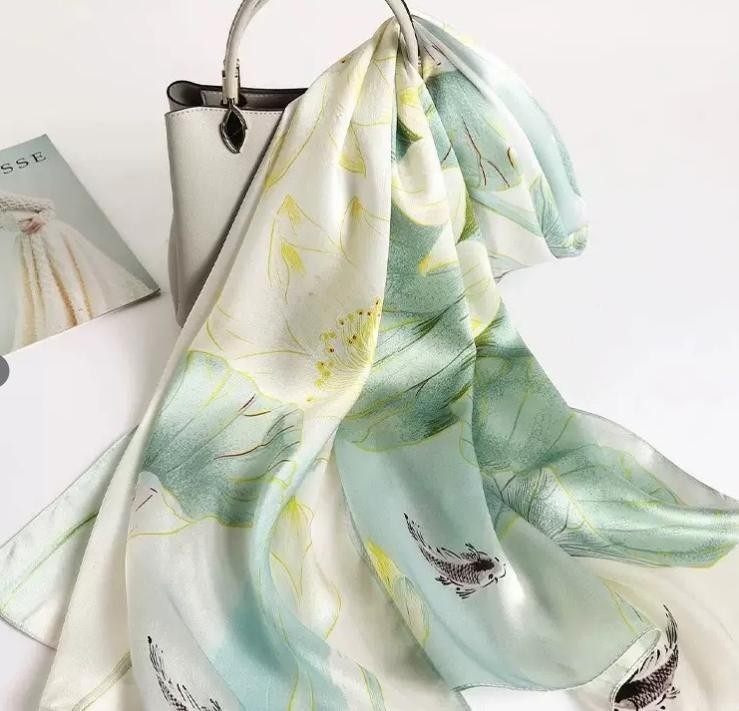 100% Silk Scarf in White and Mint With Floral Print Design Ladies 170*53 cm new