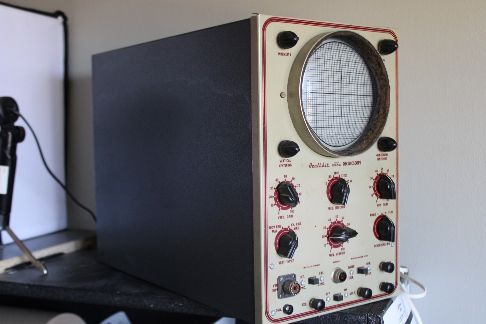 Vintage 1950 Heathkit O-7 Oscilloscope Powers On