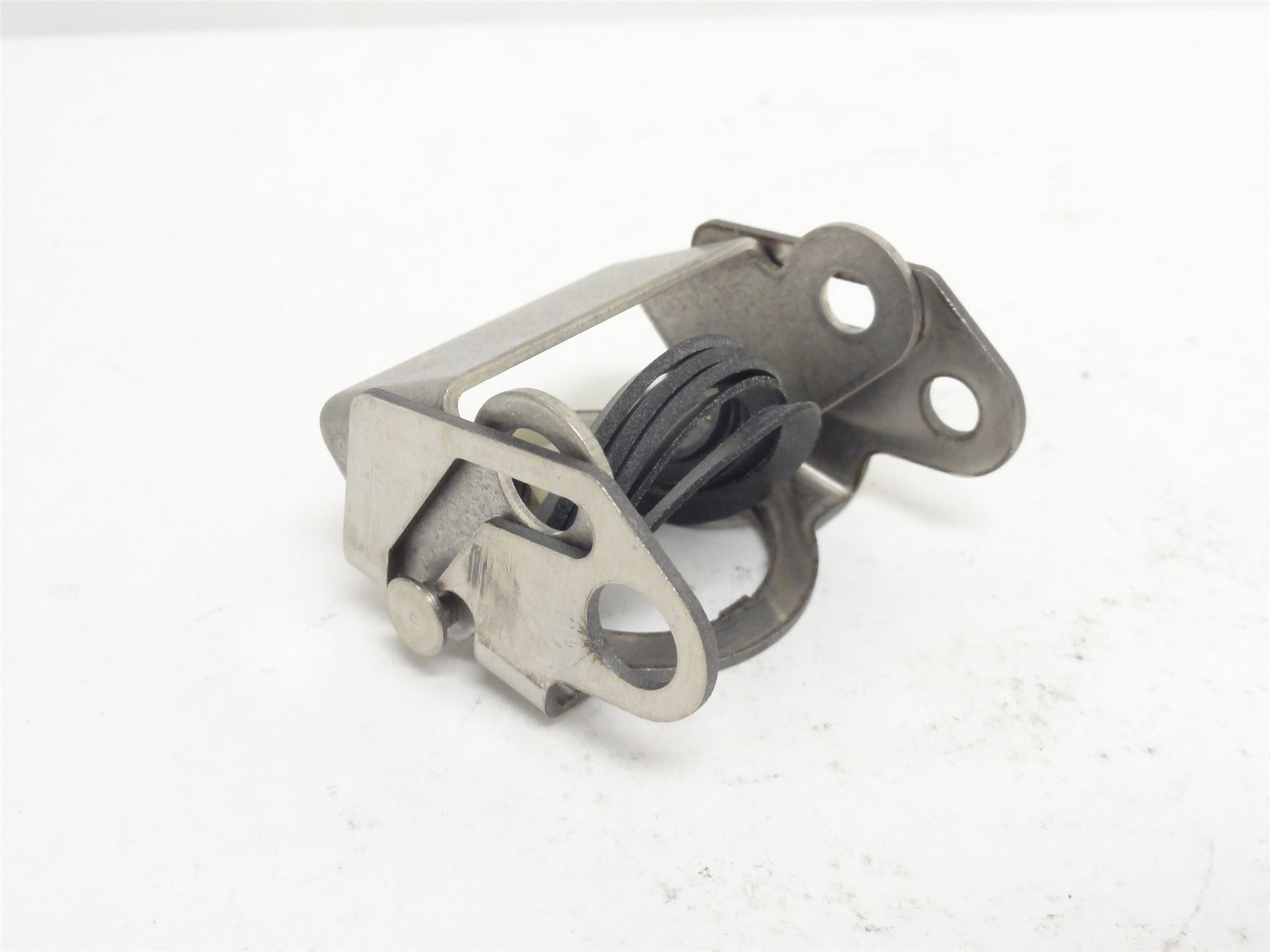 253921 New-No Box; Eaton 10250TA63 Padlock Attachment For Boot