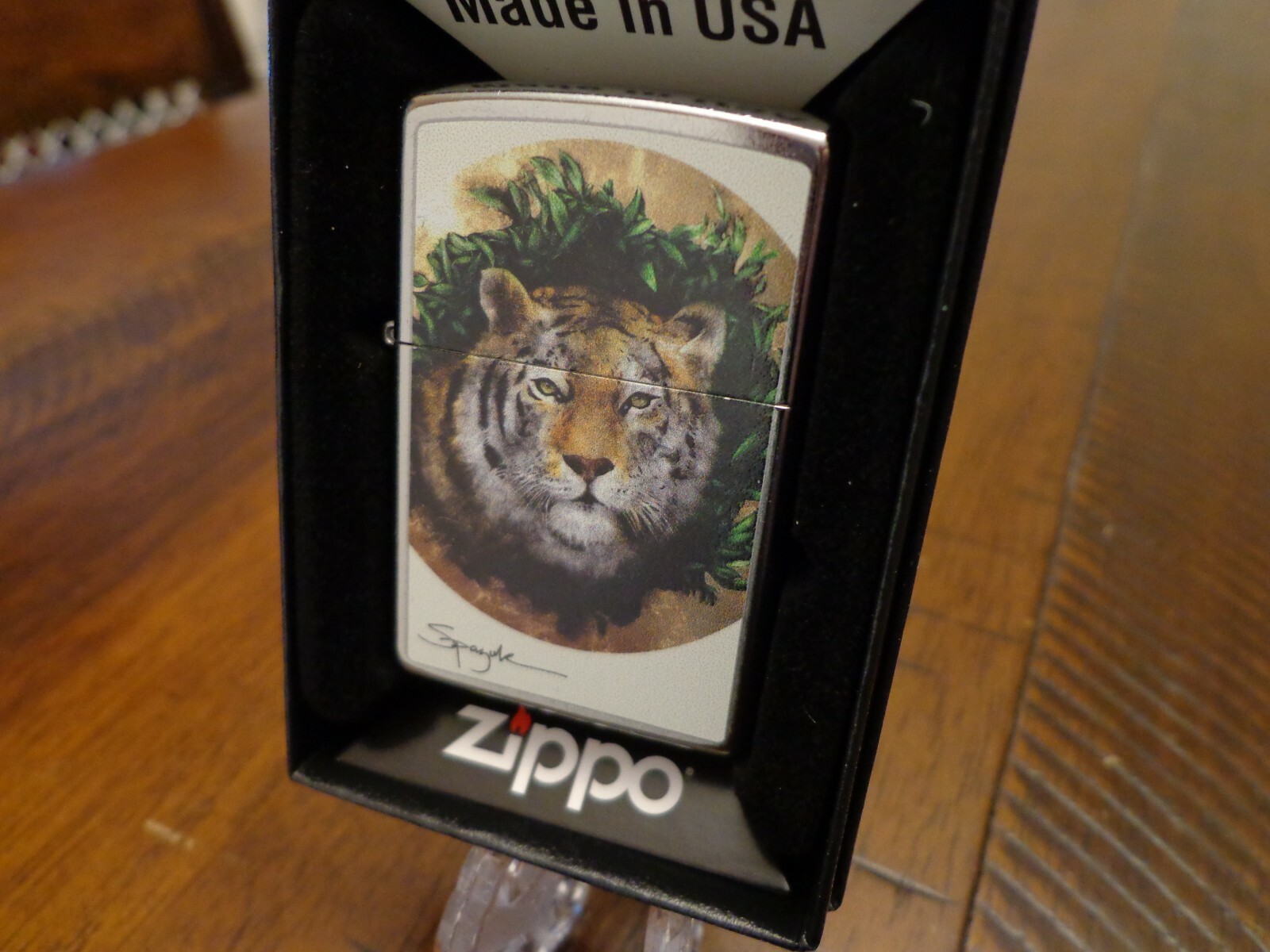 TIGER FACE PORTRAIT IN FOLIAGE ZIPPO LIGHTER MINT IN BOX SPAZUK