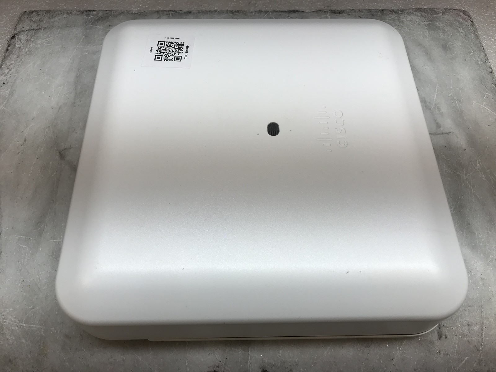 Cisco AIR-AP28021-B-K9 Access Point White with POE and Console - Tested