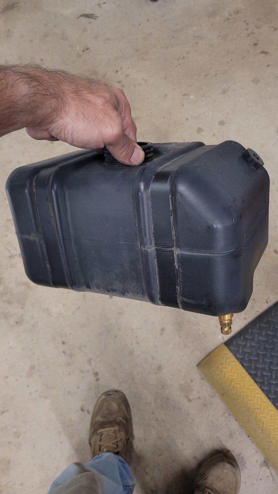 MEP 531A 501A Fuel Tank W/ Improved Fittings