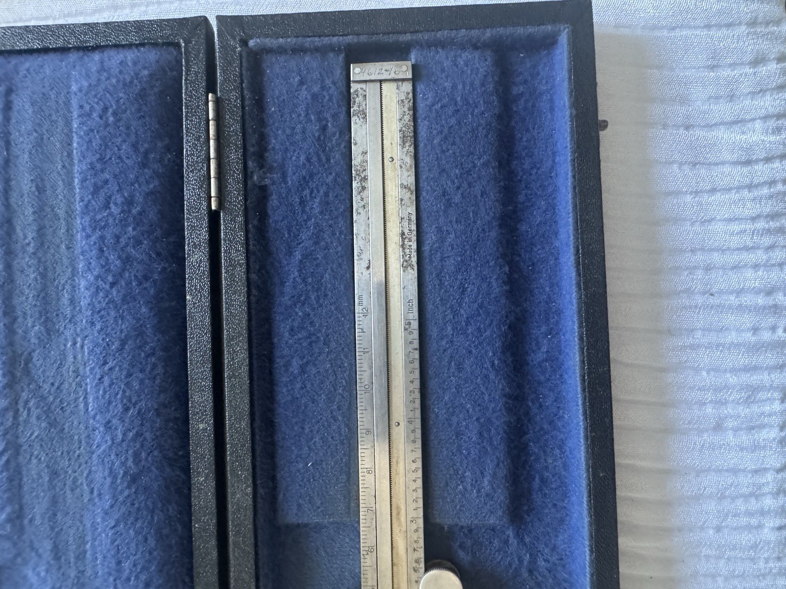 Helio Vintage Metalworking Dial Caliper – Precision Tool with Storage Case