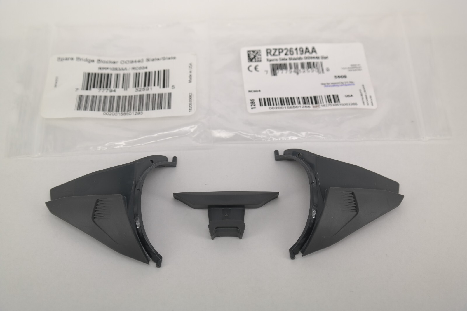 Authentic Oakley CLIFDEN OO9440 SLATE GREY Side Bridge Shields Blocker Blinder