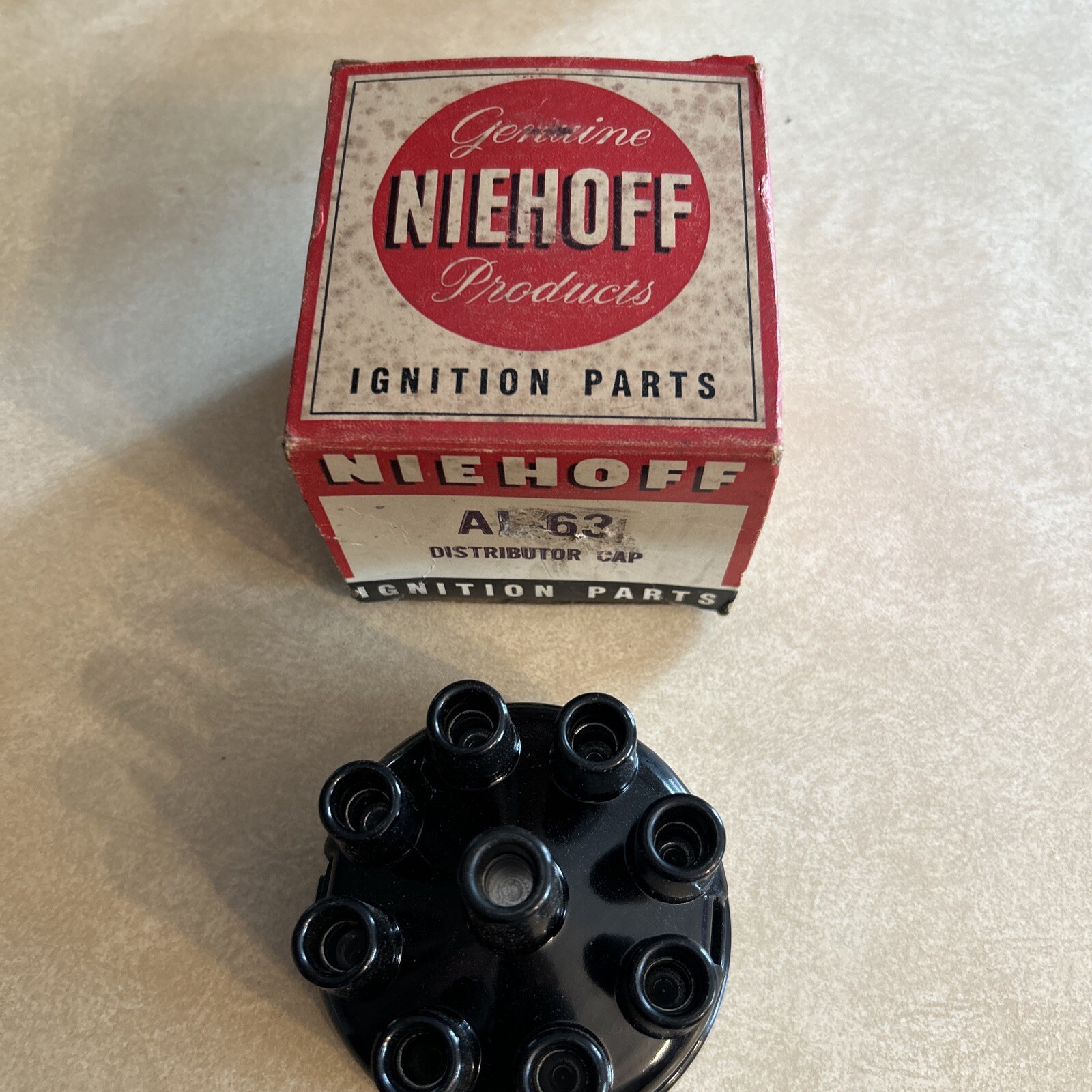 NORS Desoto 1952-55 V8, Hudson 1955-56 V8 Niehoff AL-63 Distributor Cap