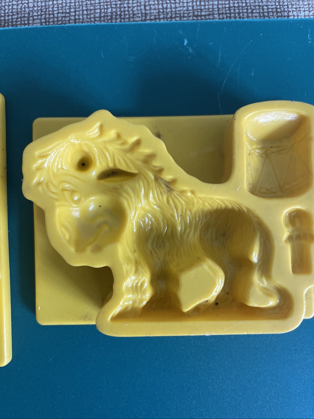 Vintage 1978 Star Wars Play-Doh Molds 2 Different Molds