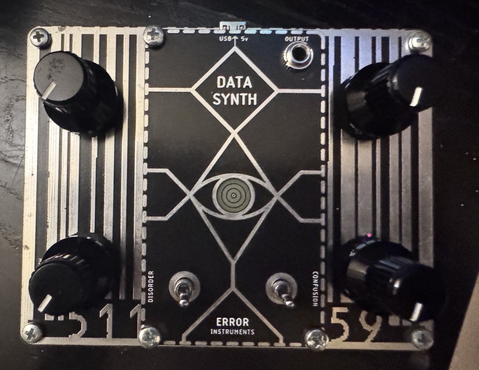 Error Instruments Data Synth Mk 2  Noise / Drone / Chiptune Synthesizer