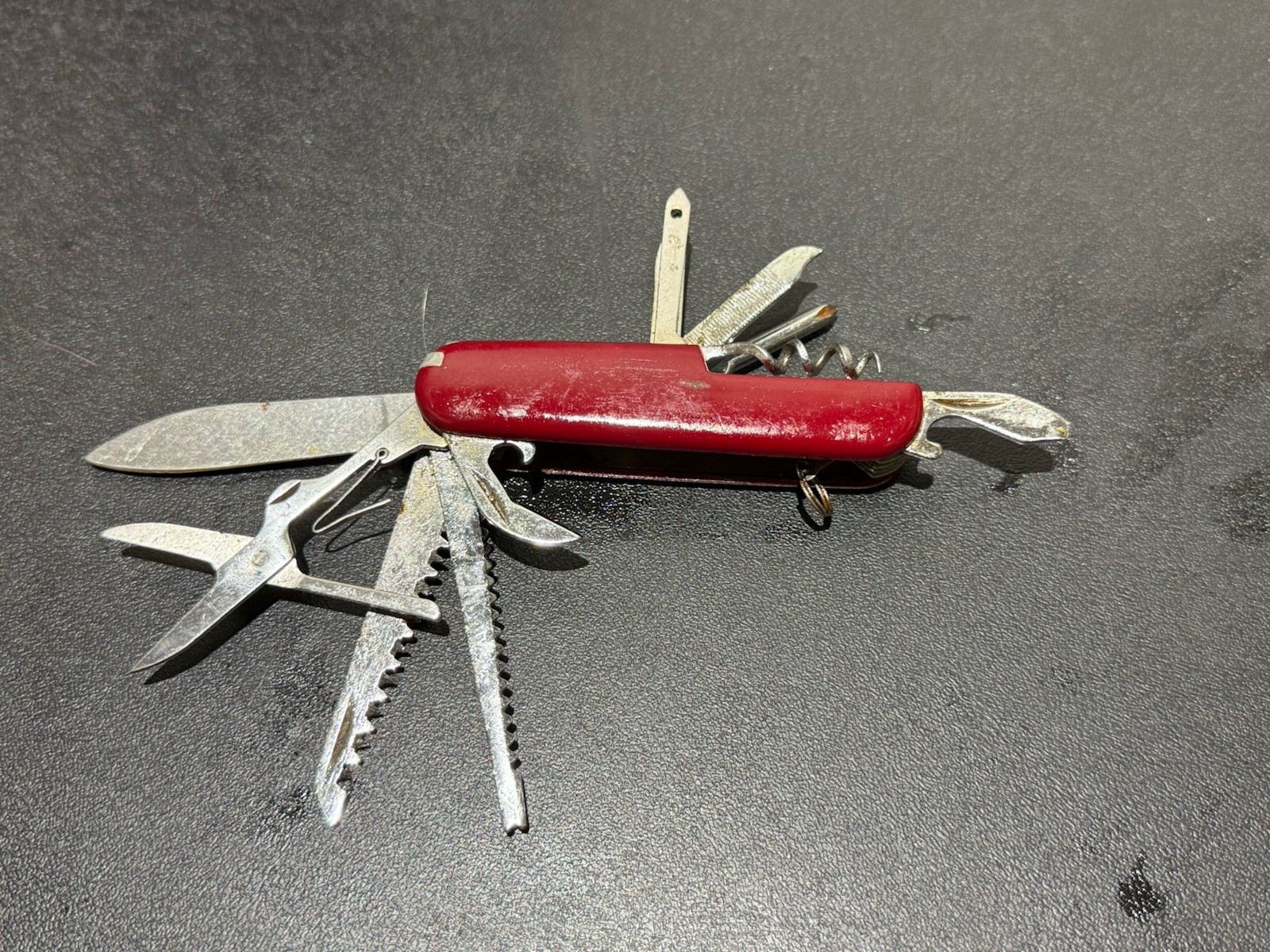 Chinese Multi Tool Swiss Knockoff
