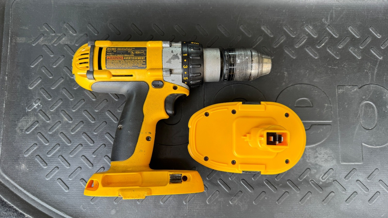 DeWalt 18V Cordless Drill Lot