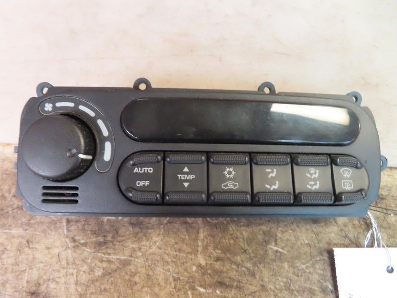 1998-2004 Chrysler Concorde AC Heater Climate Control Temperature OEM Working