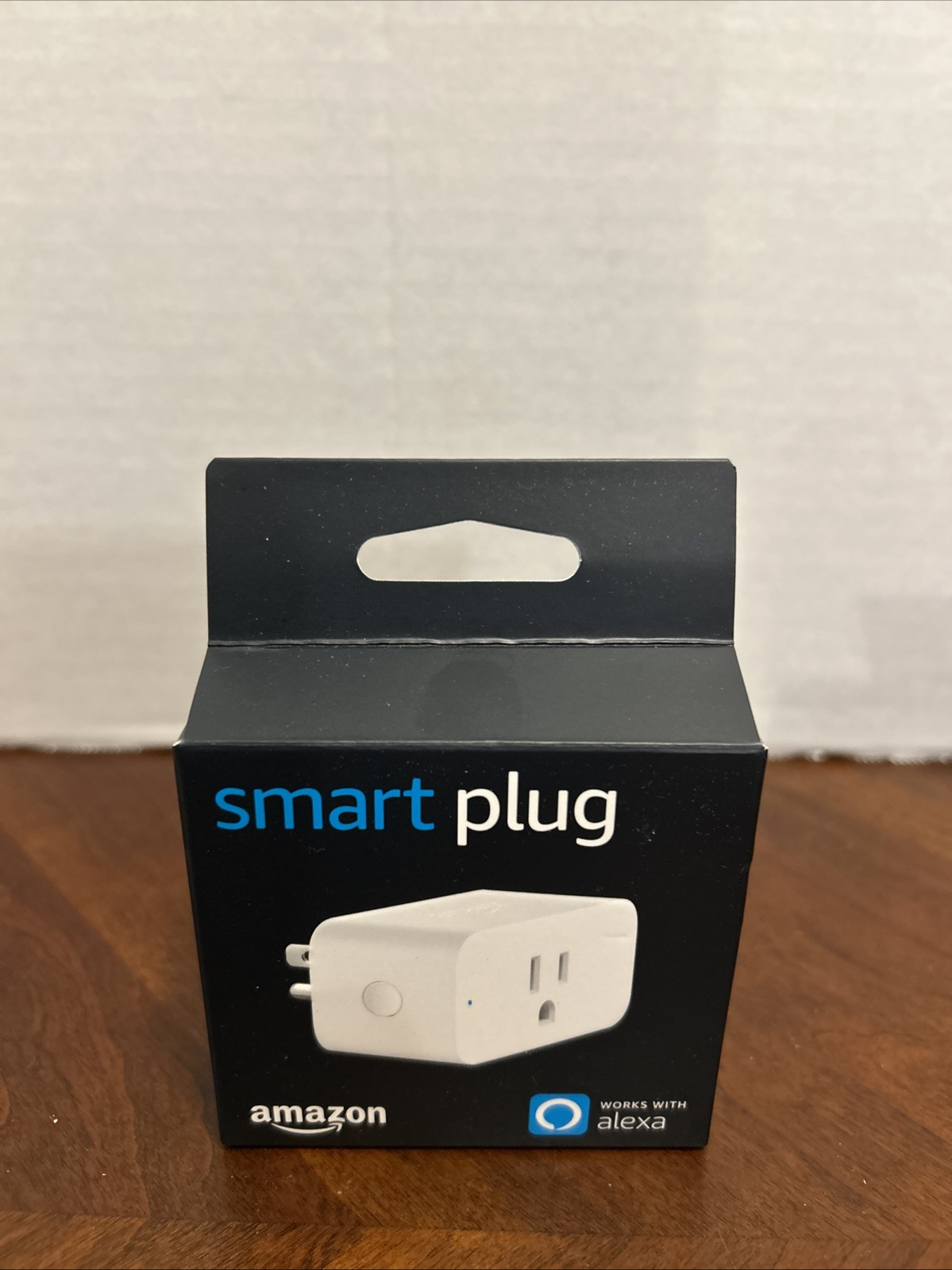 Amazon Alexa Smart Plug Wall Adapter-White- New And sealed Box. 2021
