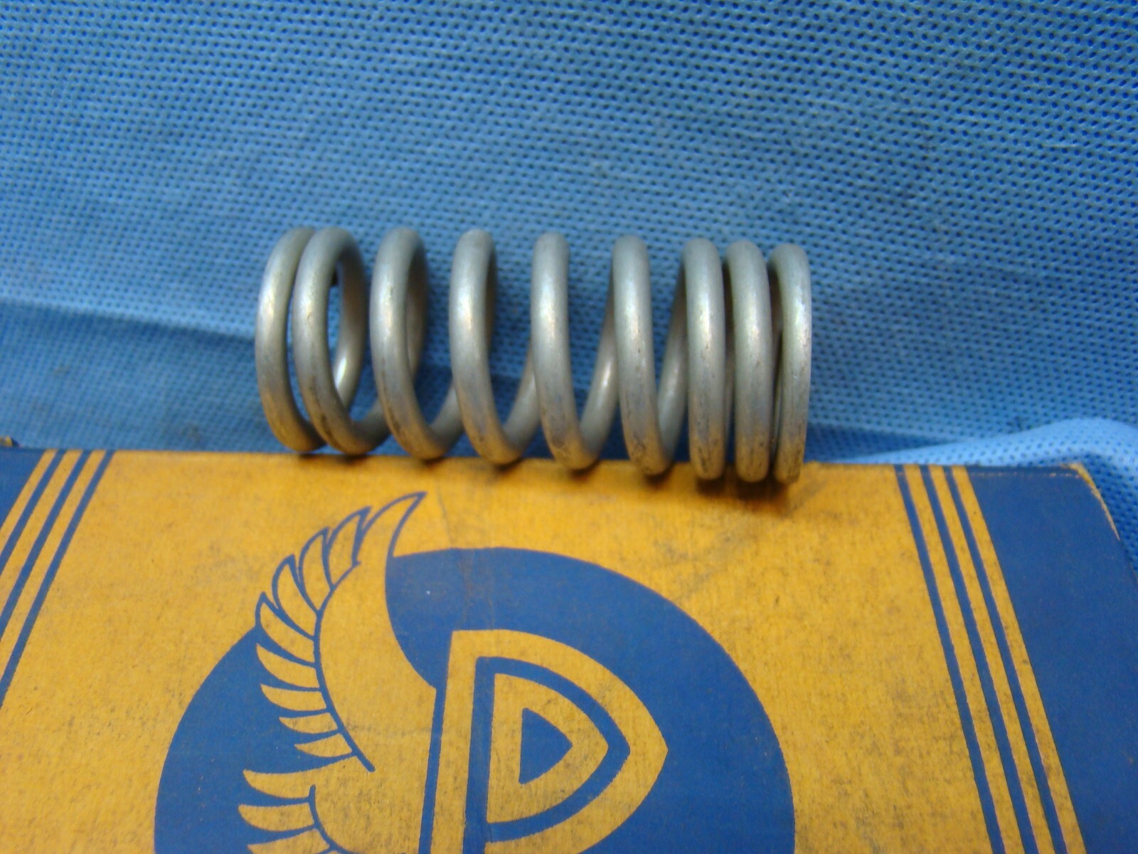 Studebaker 226 245 Valve Spring Commander Truck M16 M17 USA 1937 - 1960