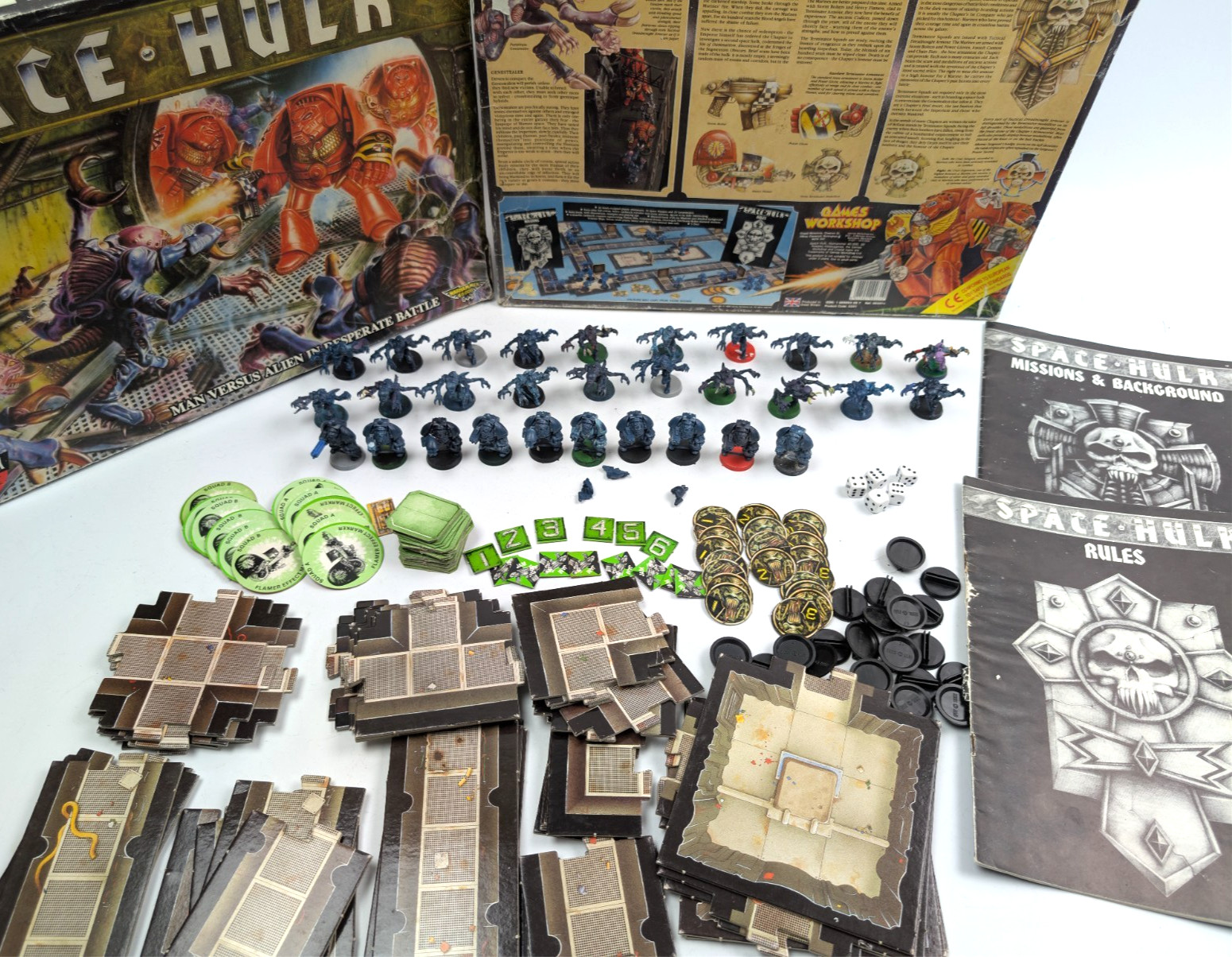 Space Hulk 1st edition Board Game Unpainted 100% complete