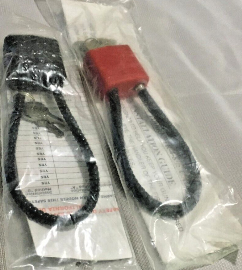 Gun Locks 2 locks with 2 keys each Red & Black Safety Cable Lock