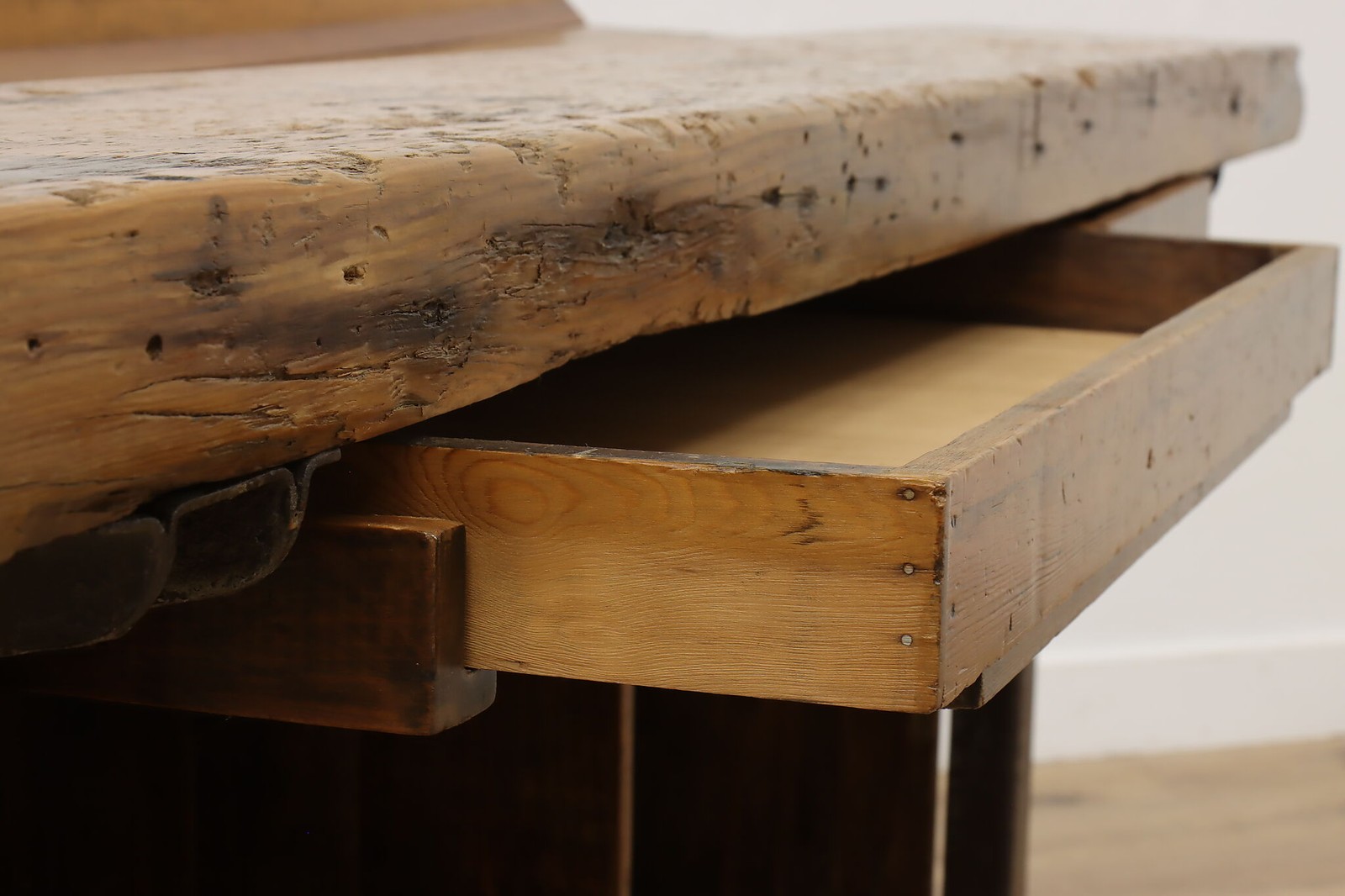 Industrial Antique Elm Workbench Wine Table Kitchen Island #55902