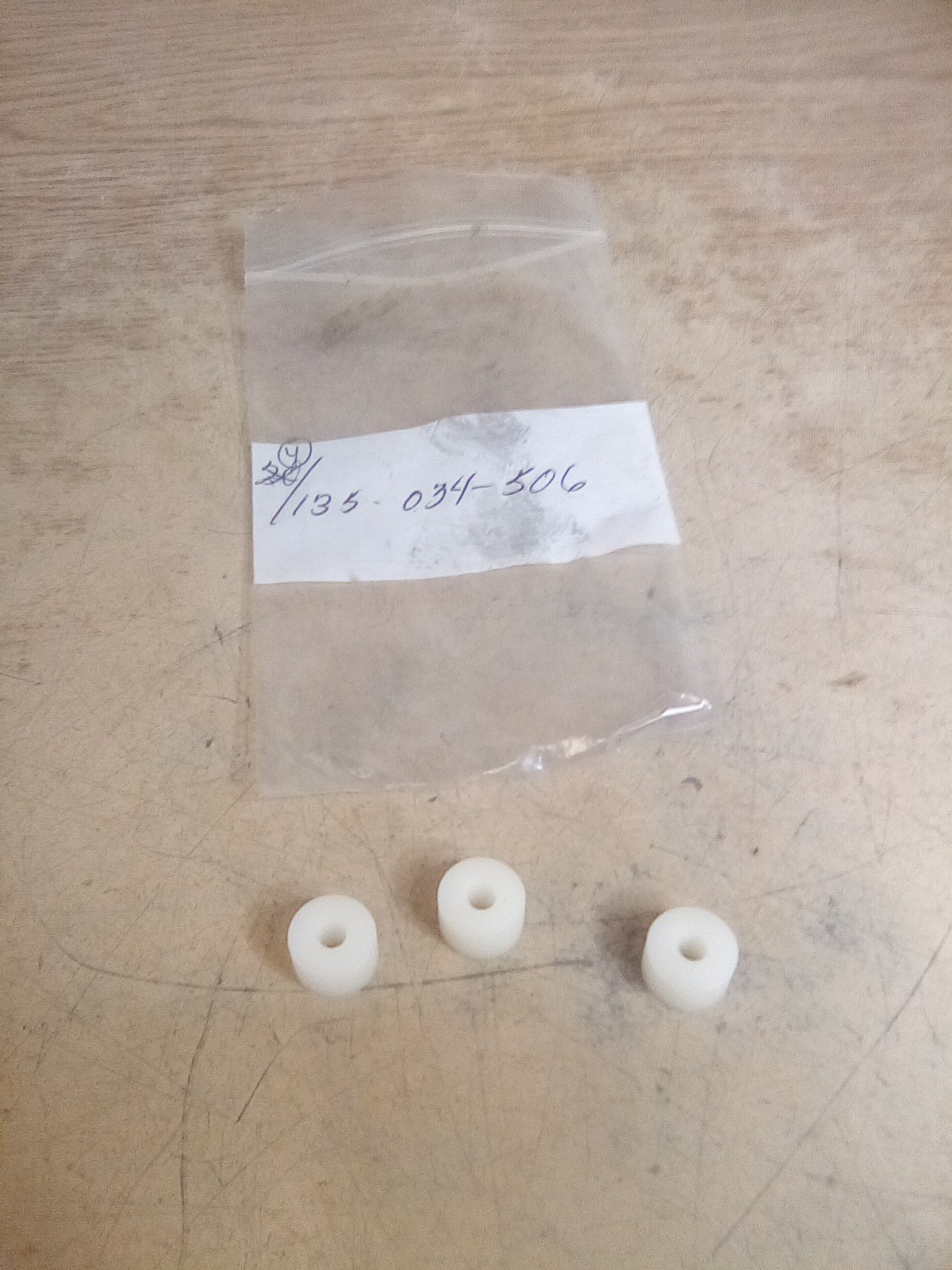 Lot Of 3 Sandpiper Bushing, Plunger 135.034.506