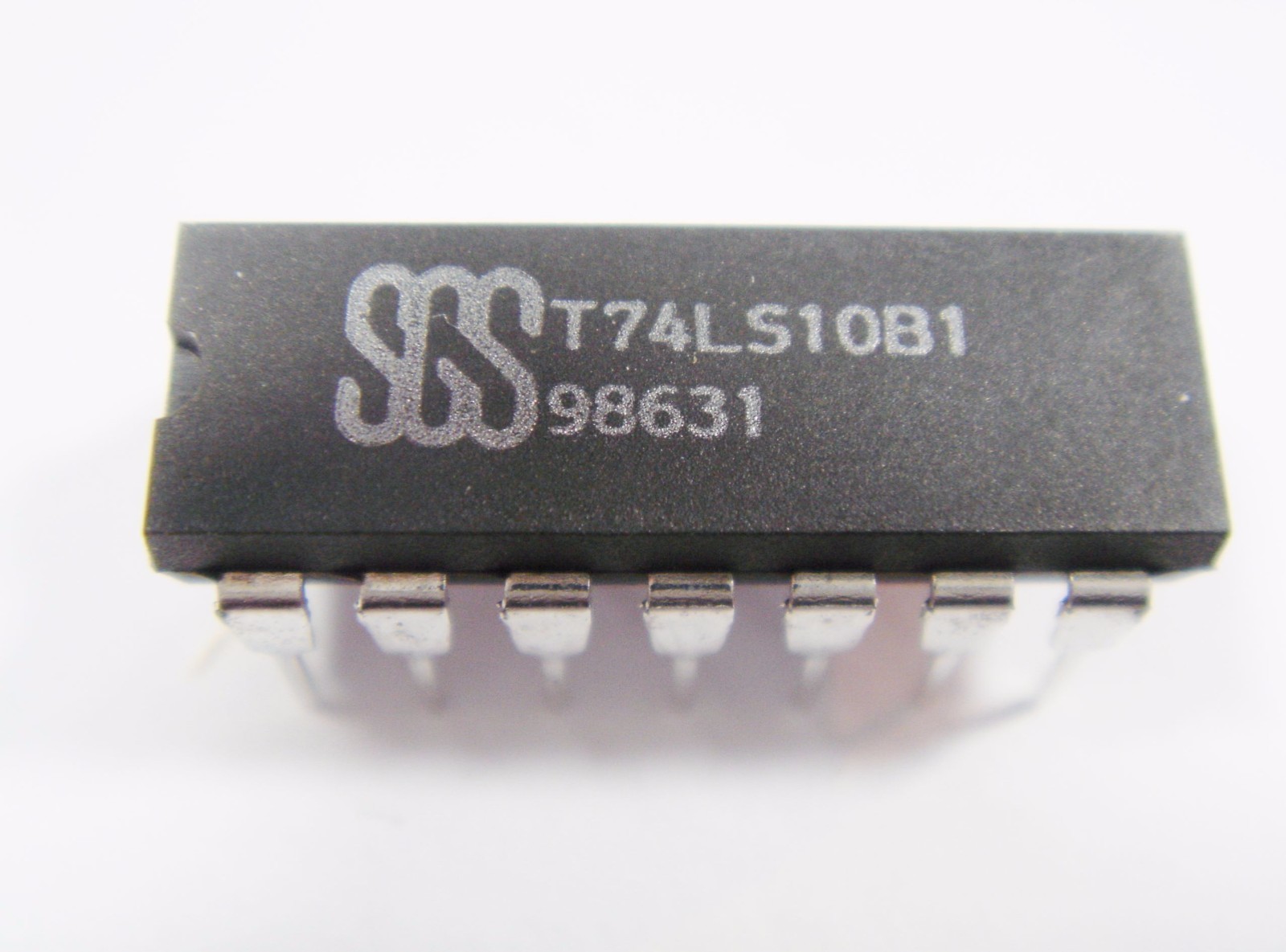 SN 74LS10 3x 3-NAND Gate #AN41