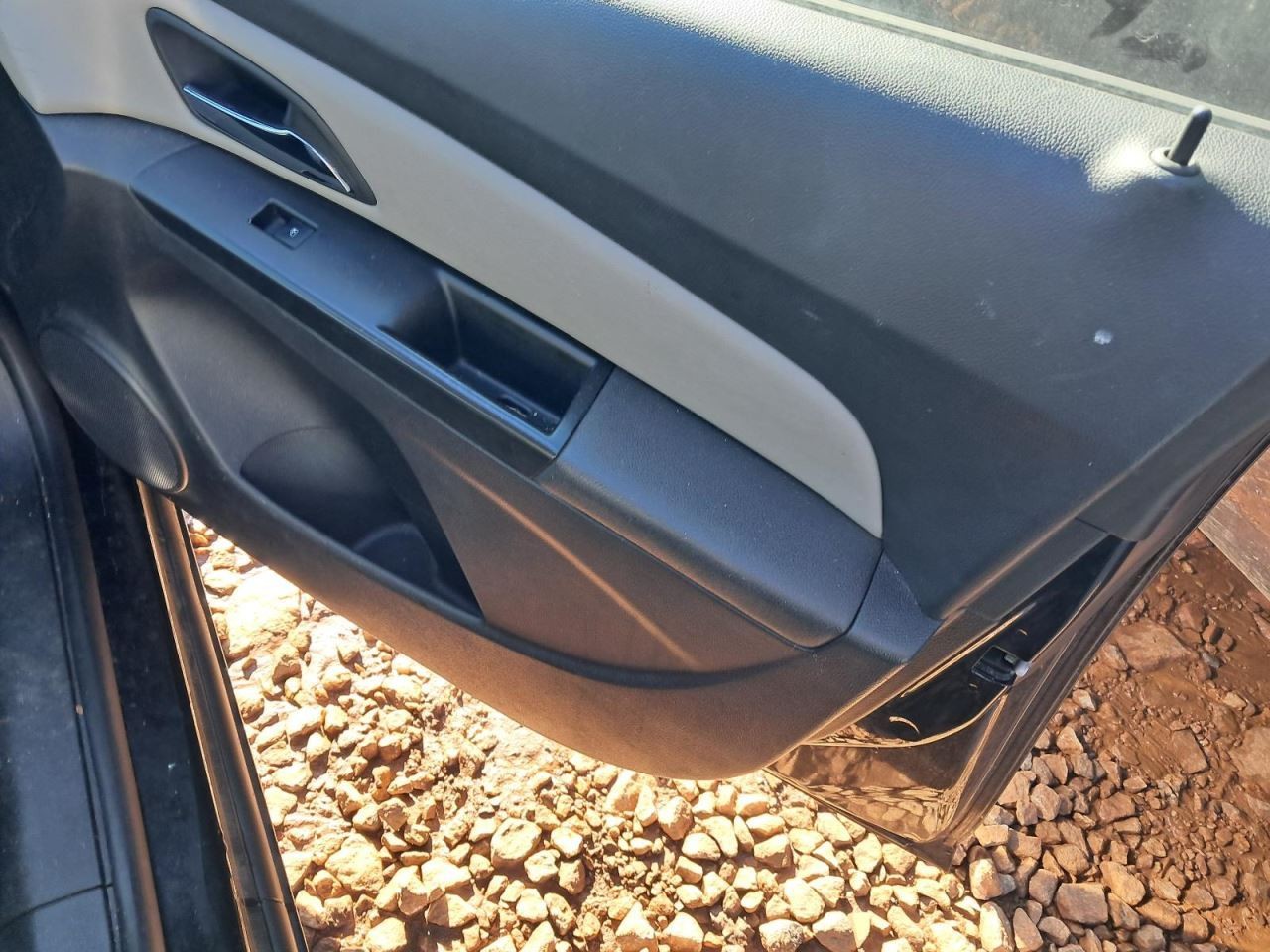 CRUZE 2013 Glove Box 4904737