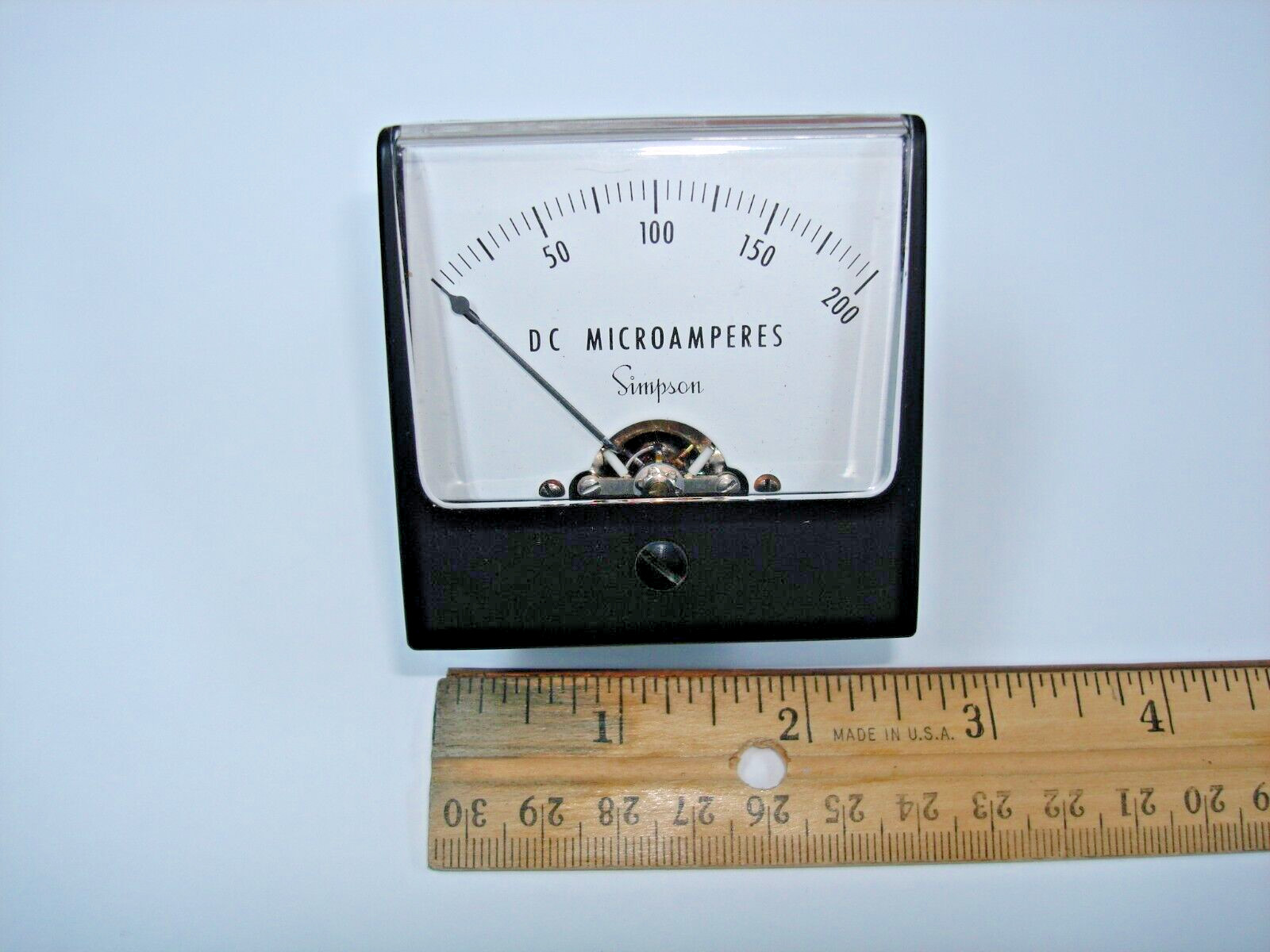 Simpson 0-200 DC Microamps Panel Meter Model 1227 CAT NO 4330 NOS