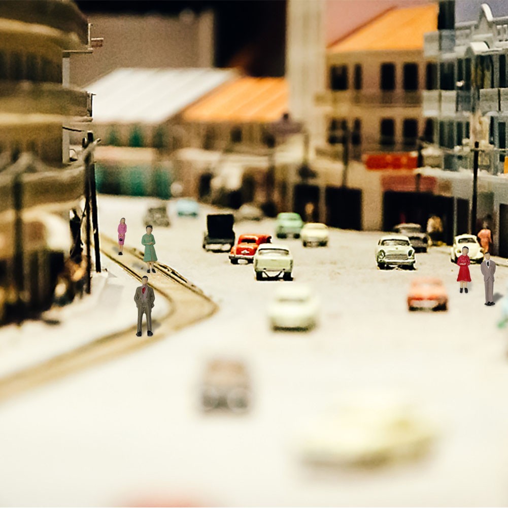 Painted Figures Model Sand Table Beautiful Decoration Multicolor Passenger