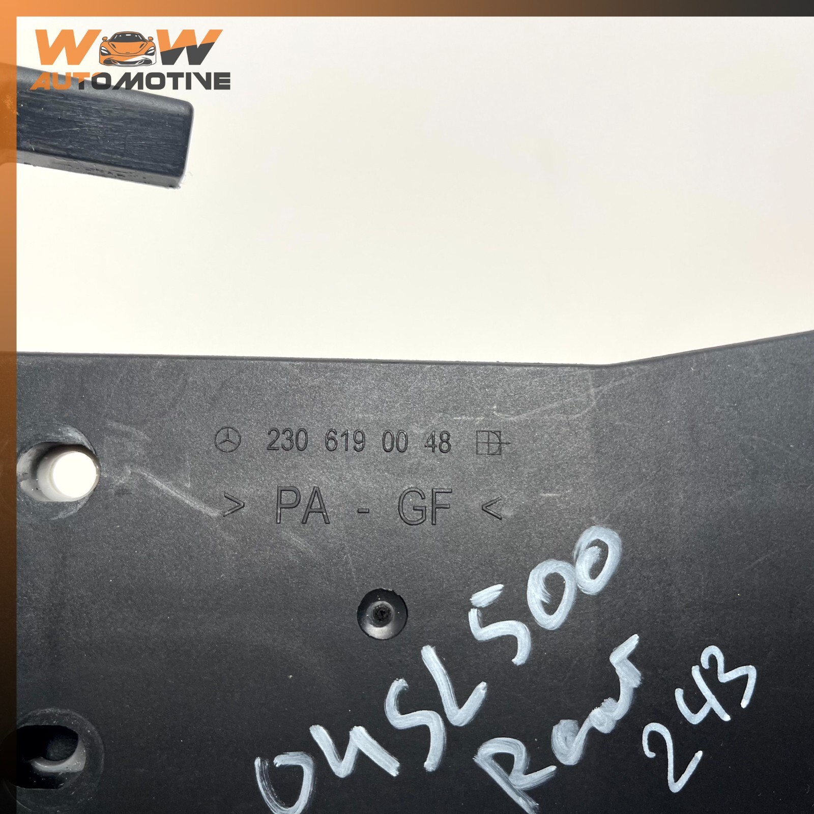 03-06 MERCEDES-BENZ R230 SL500 SL55 AMG BATTERY MOUNT BRACKET BRACE OEM