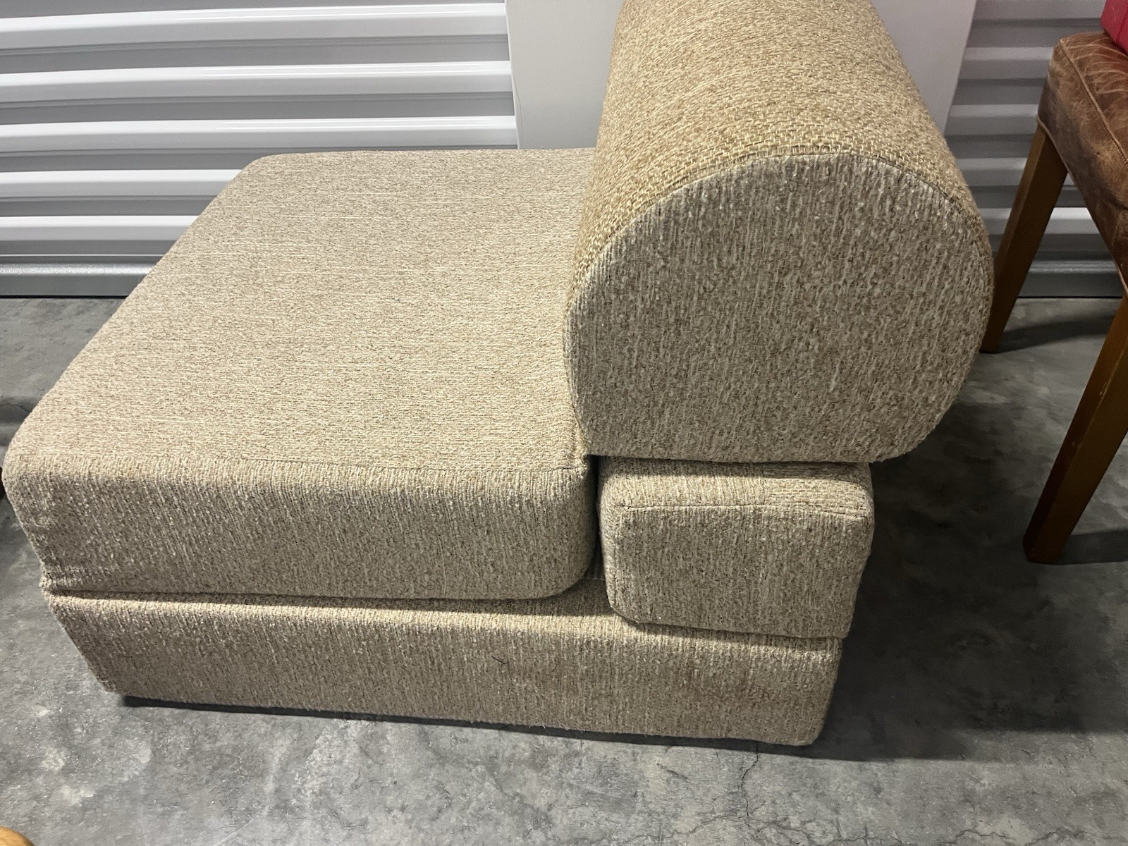 Beige Fabric Upholstered Chaise Lounge Chair, Wood Frame, Round Back, Cushions