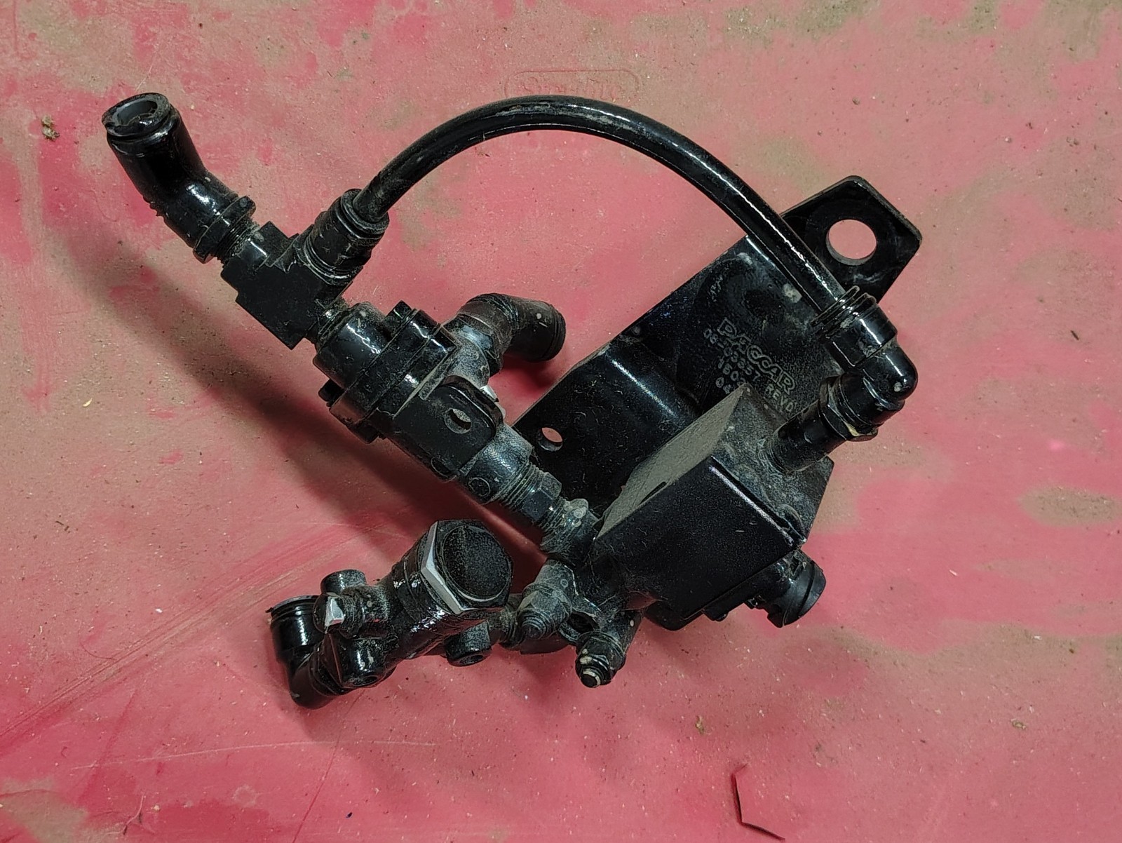 PETERBILT 08-03357 BRACKET-STANDOFF AIR VALVE W/VALVES OFF 2023 TEST TRUCK