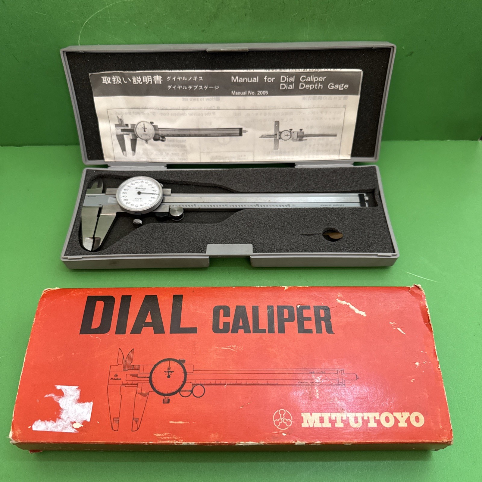 Mitutoyo Made In Japan Model 505-626 Machinists 6 Inch Dial Caliper with Case