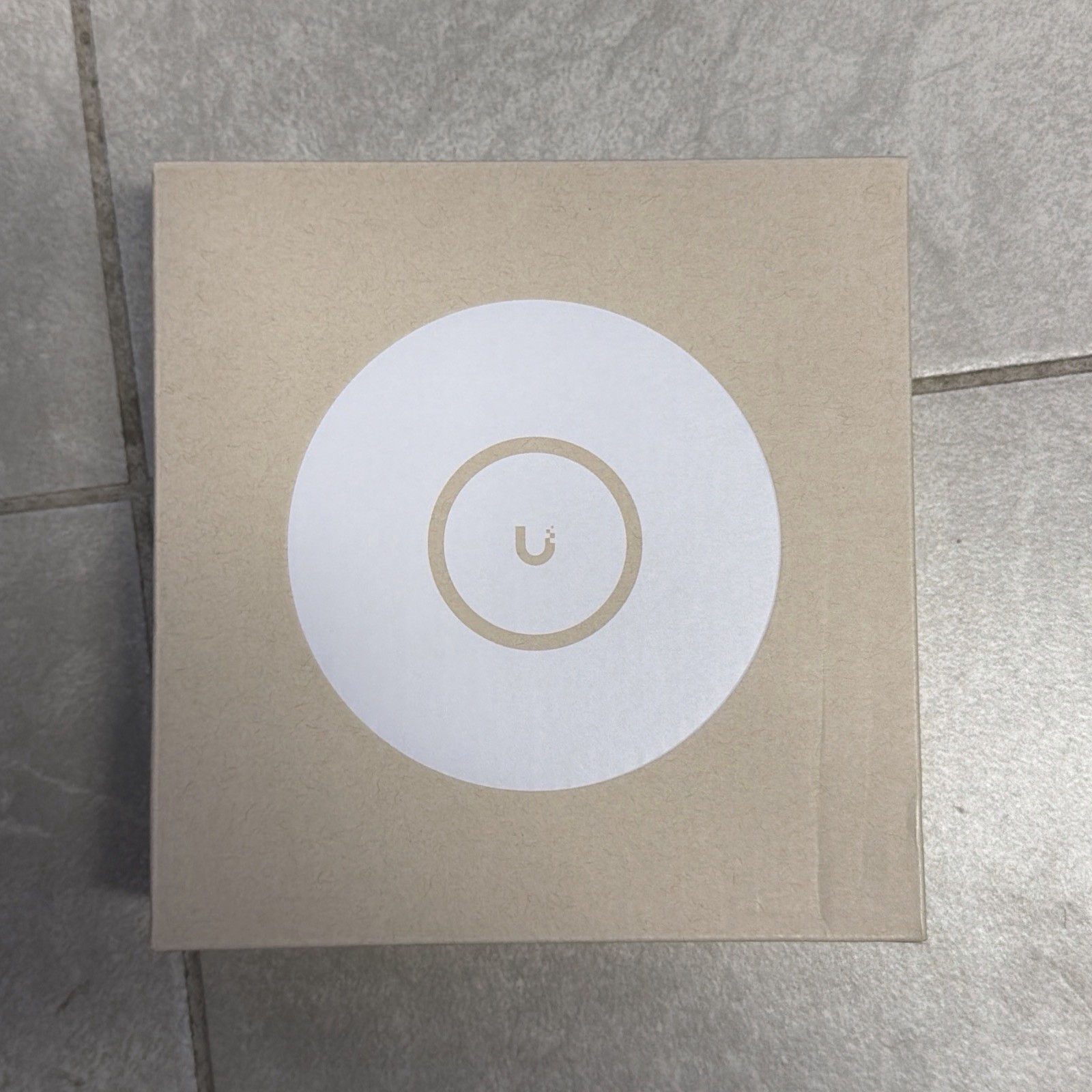 Ubiquiti Networks U6+ Plus 2402Mbps Wireless Access Point PoE Dual Band Wi-Fi 6