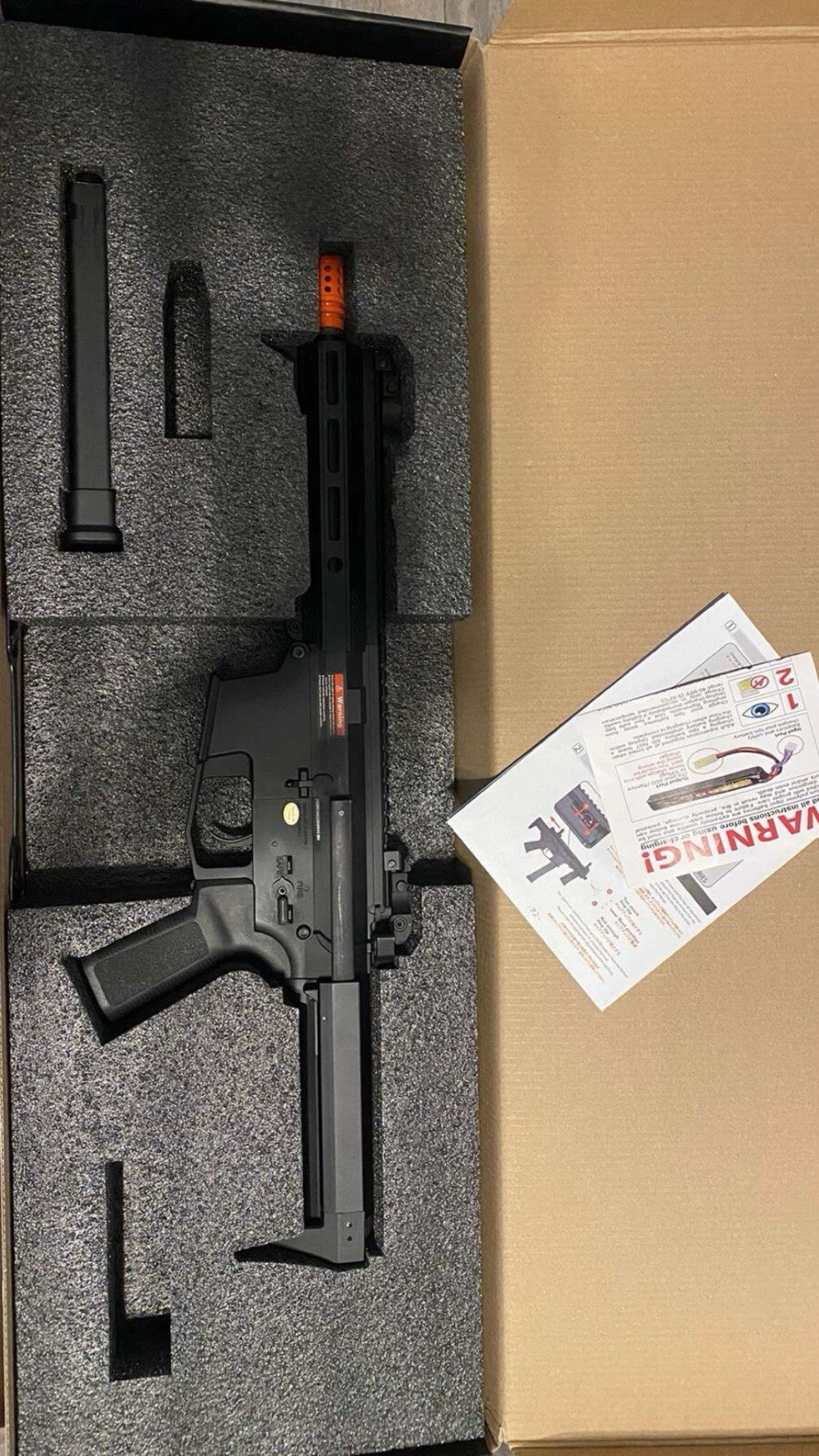 Air Soft Gun Brand New Selling It For 300 And Comes With Ammo Gun Is Full Metal
