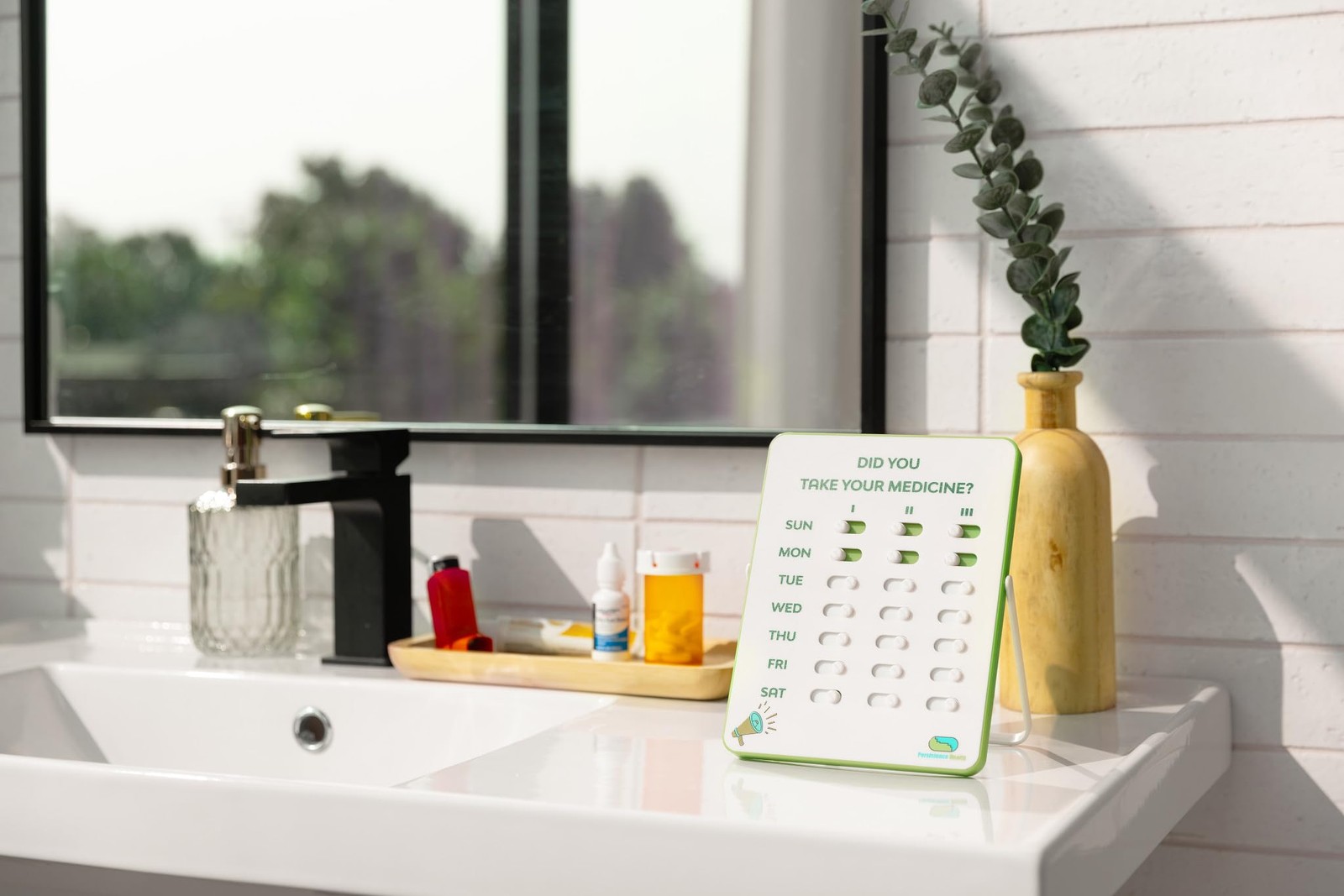Tracker & Reminder | Visual Reminder Alarm | 7 Day, 3 Times a Day Reminder | ...