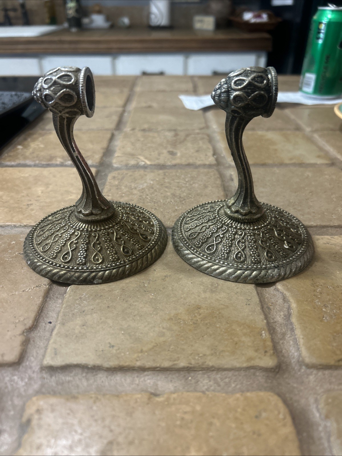 Vintage 1968 American Tack & Hardware Towel Rack Bracket Set Of 2 Ornate Metal