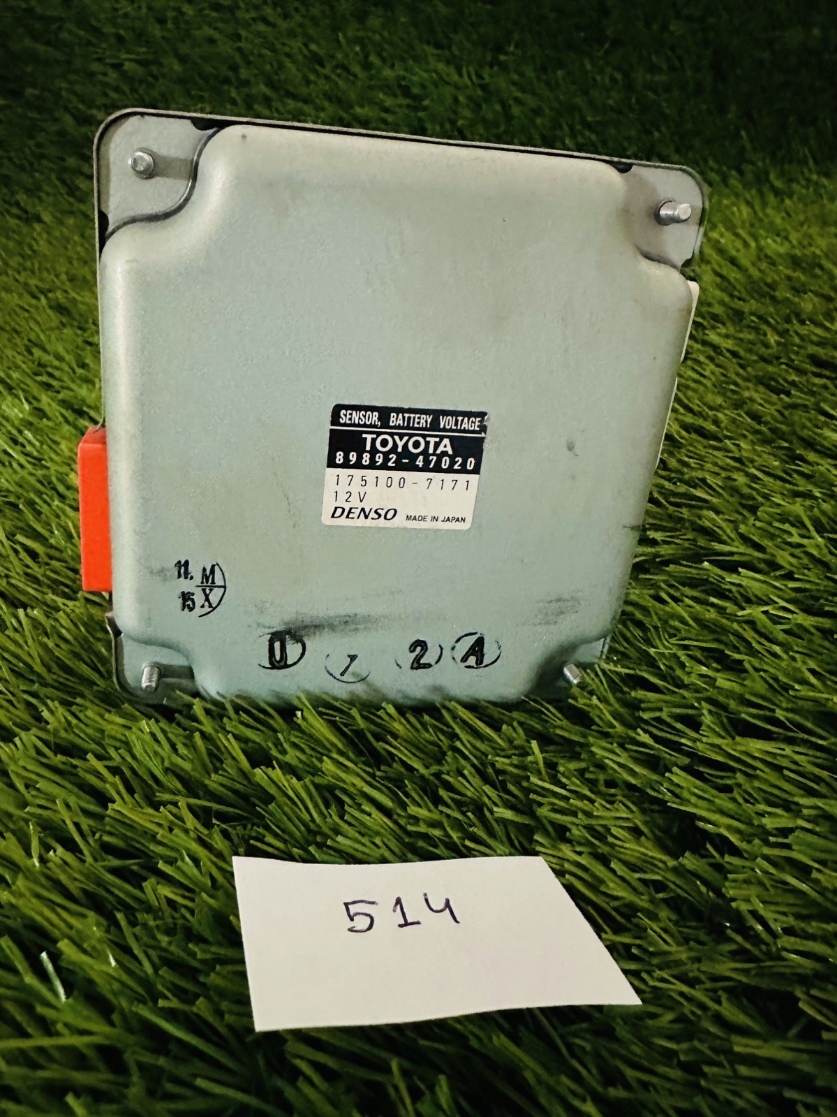 Toyota Prius Hybrid 2010-2015 Battery Voltage Sensor Control module 89892-47020