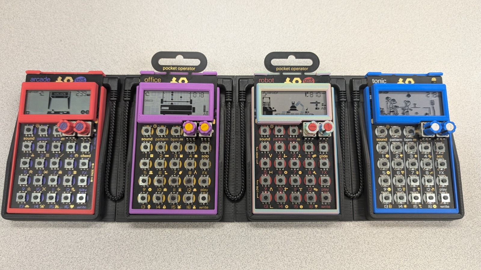 Teenage Engineering Pocket Operator Case docking station left and right