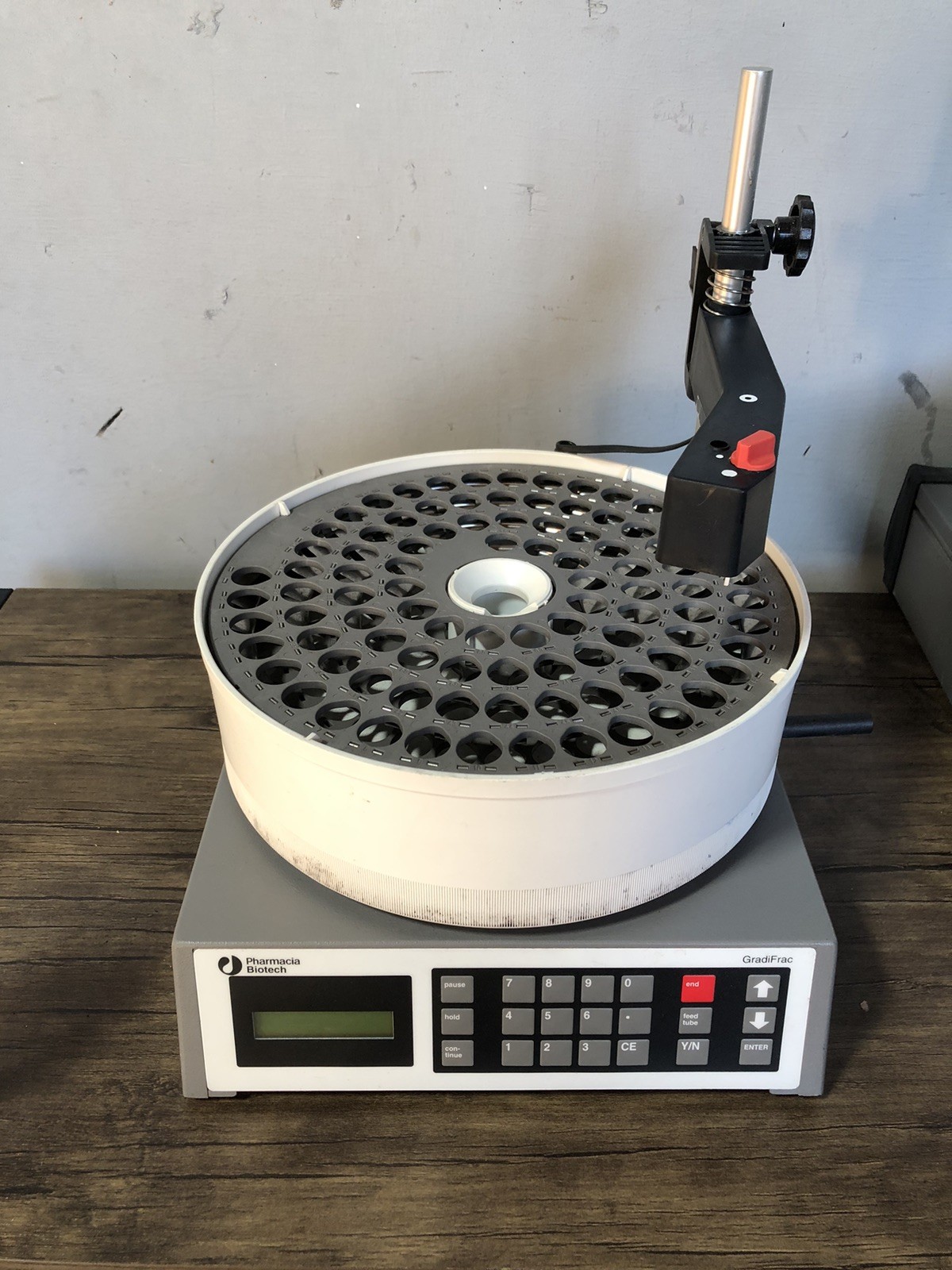Pharmacia Biotech GradiFrac Fraction Collector (w/30 Day Parts & Labor Warranty)