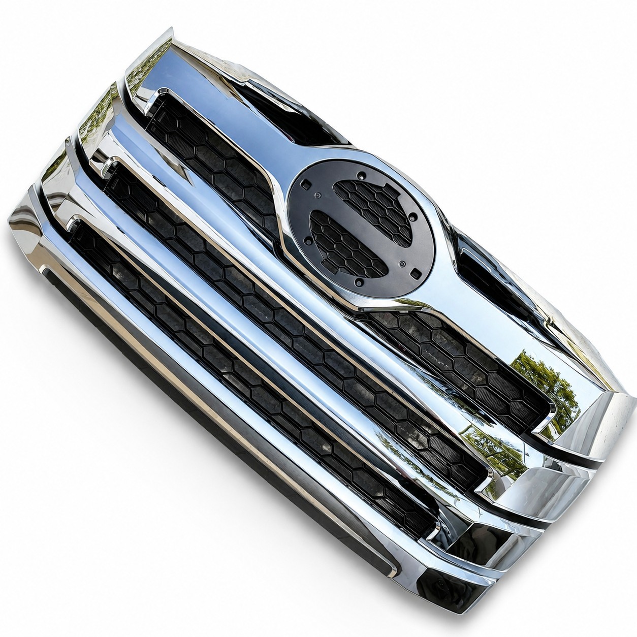 QSC Replacement Chrome Grille for Hino L6 L7 L8  L Series 2021+ 53100EW071