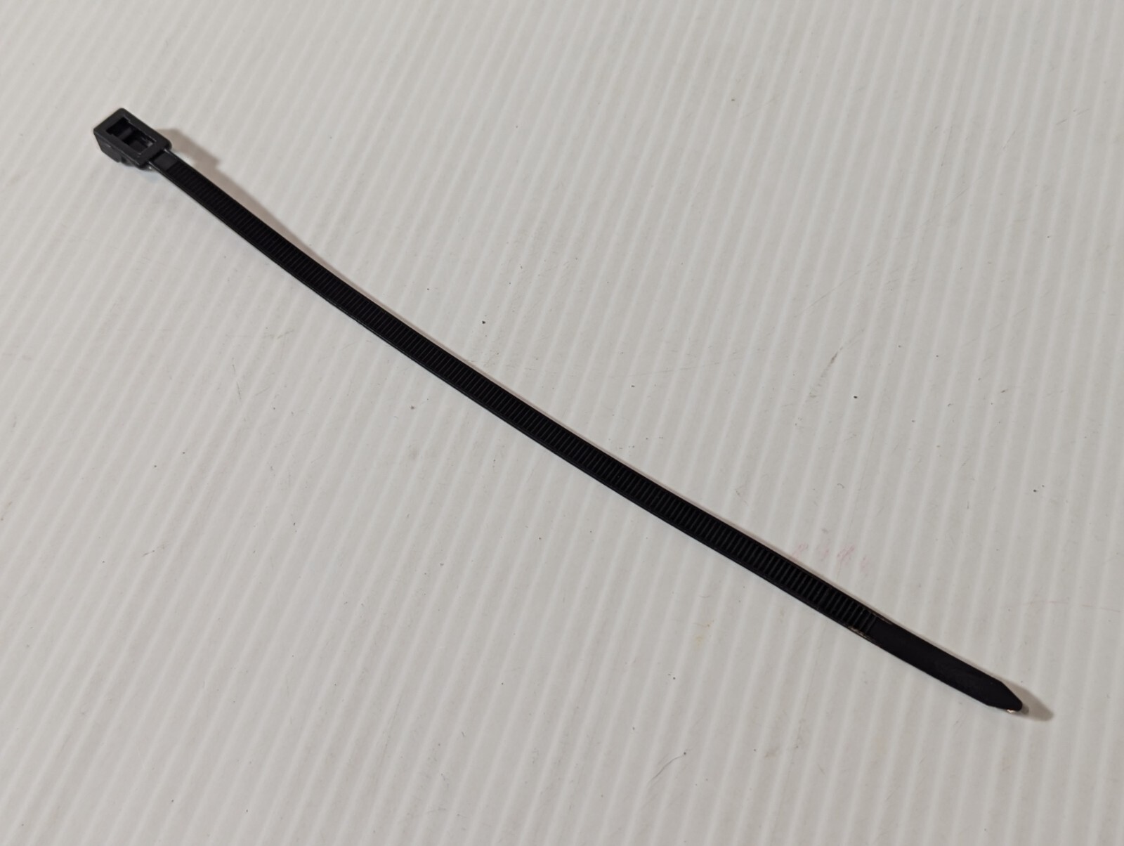 VTechology 200PCS Zip Ties - 10 Inch Self Locking Cable Ties