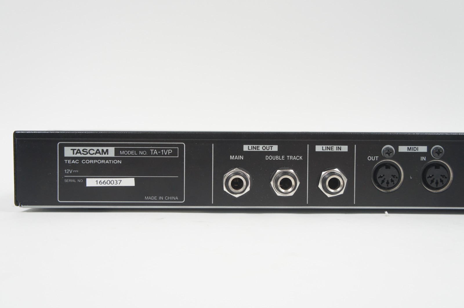 TASCAM TA-1VP antares Auto-Tune evo Real-Time Pitch Correcter w/ 100-240V PSU