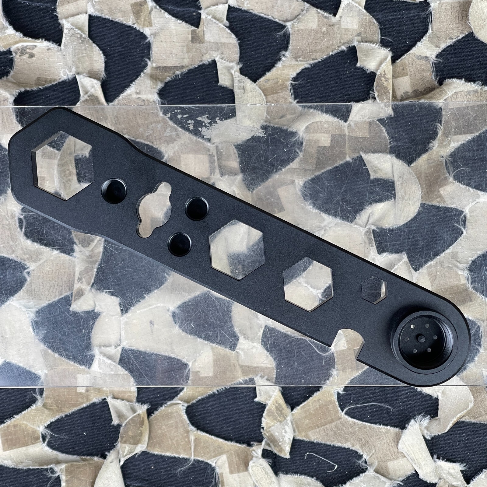 NEW Core Universal Regulator Multi Tool - Black