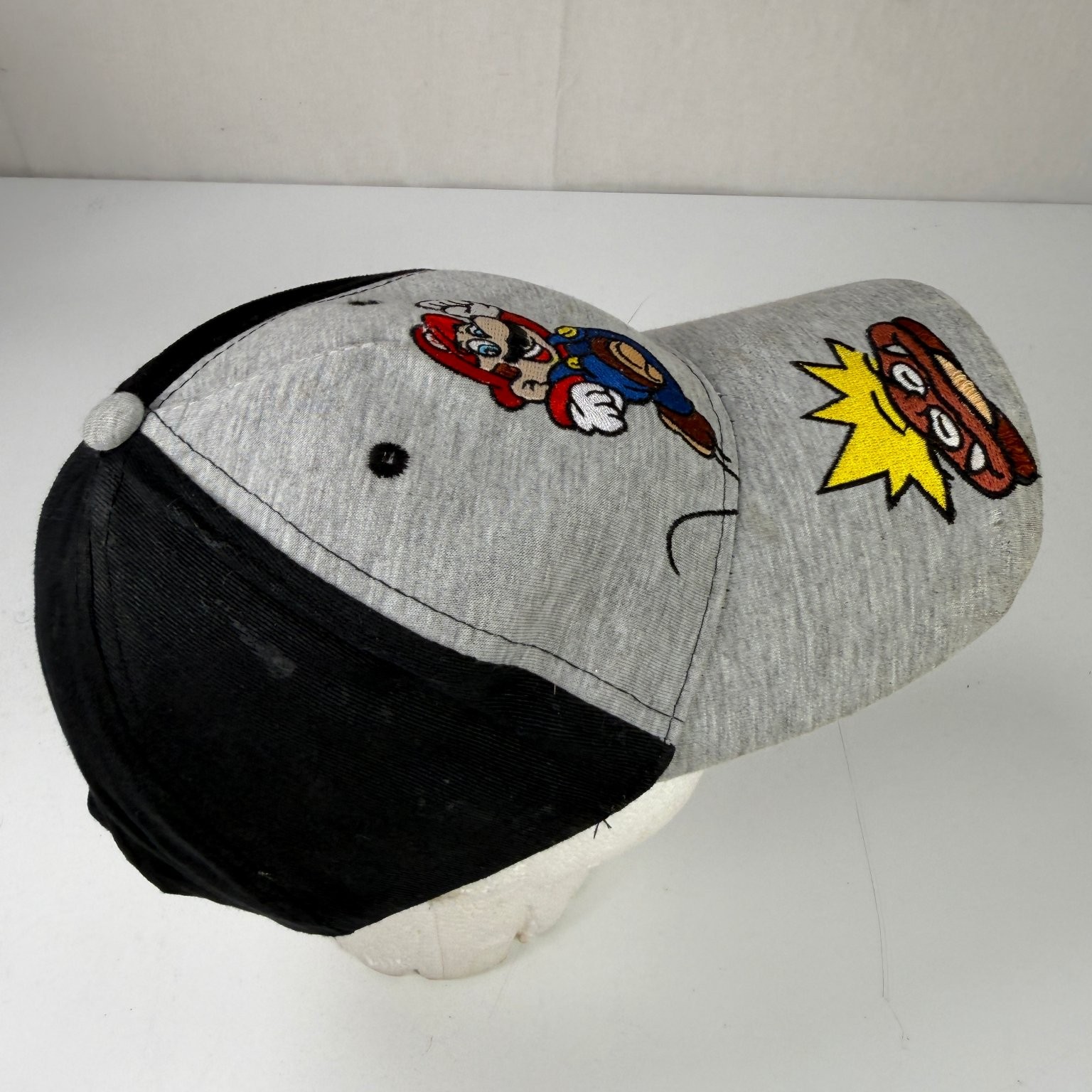 SUPER MARIO Boys Hat Gray Black Adjustable Snapback Embroidered Nintendo