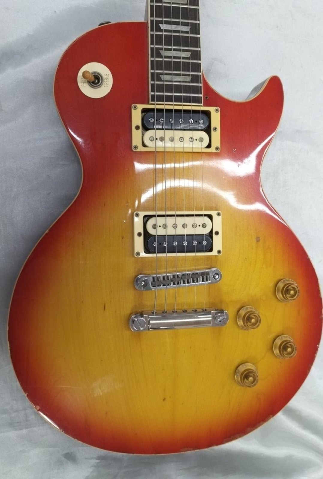GRECO EG SERIES Used Maple neck Rosewood fingerboard Cherry Burst