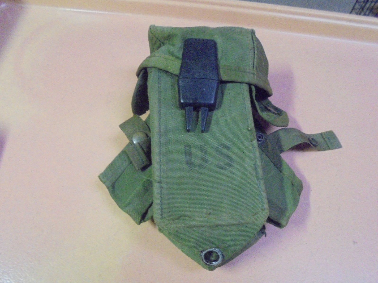 ORIGINAL VIETNAM WAR US ARMY 30RD MAGAZINE AMMO NYLON BELT POUCH