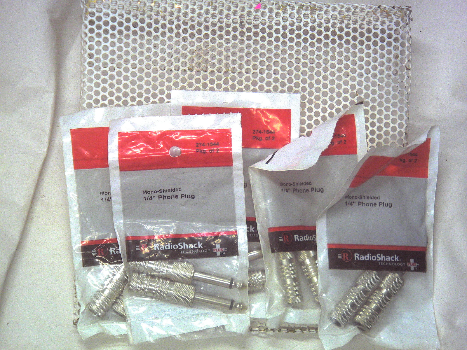 Lot of 10 New sealed Mono-shielded 1/4" Phone Plug 274-1544 Radioshack