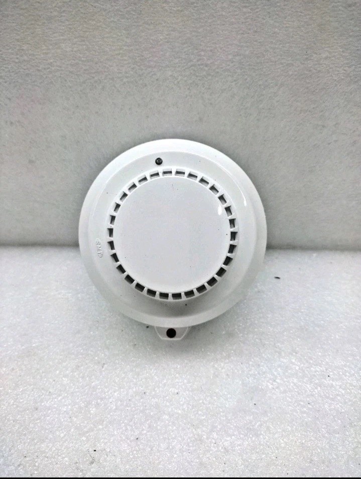 Intellifire IF-0131-3 Photoelectric Smoke Detector-Fire Alarm-Sensor (LOT OF 11)