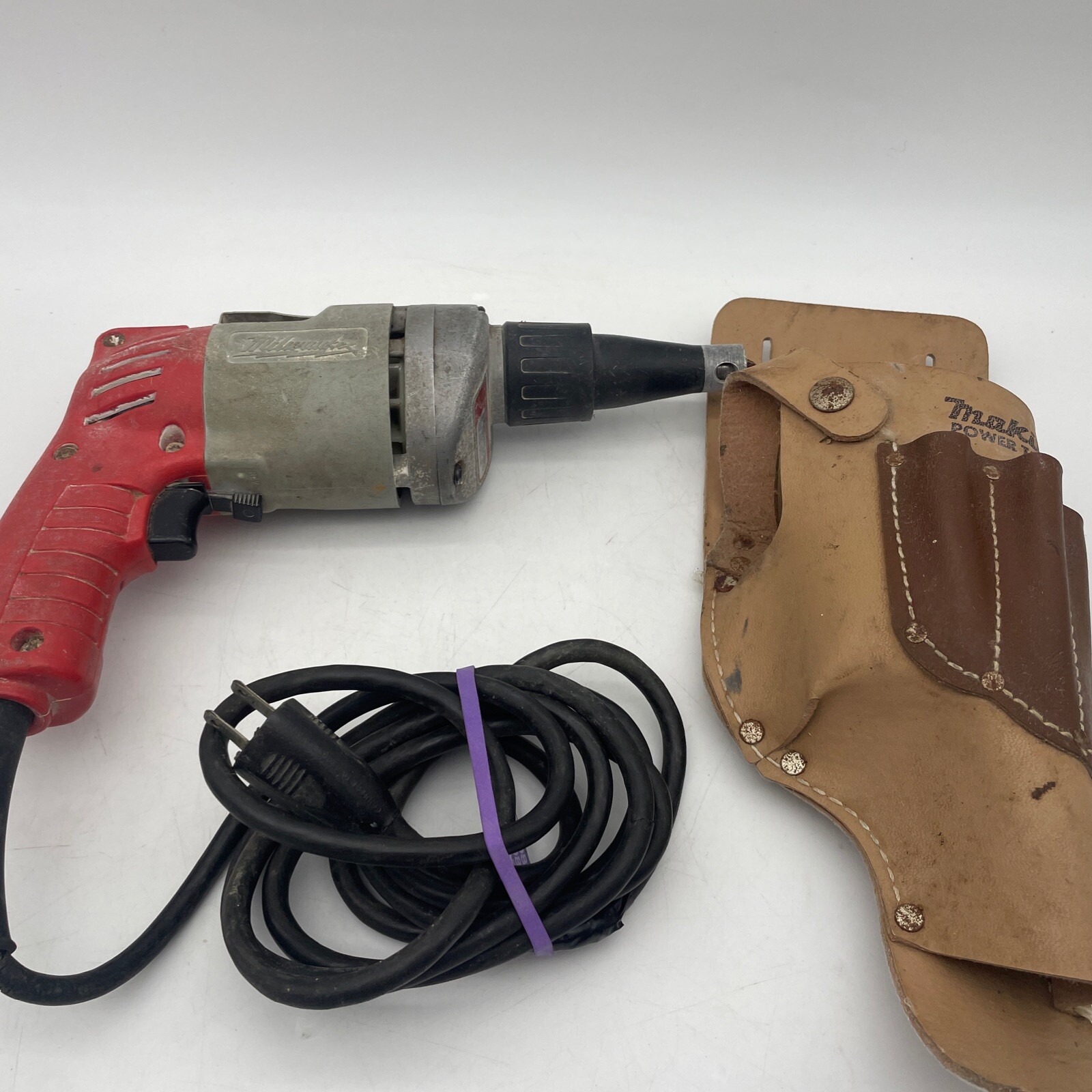 Milwaukee 6750-1 Corded Drywall Screw Gun Screw Shooter with Makita RH Holster
