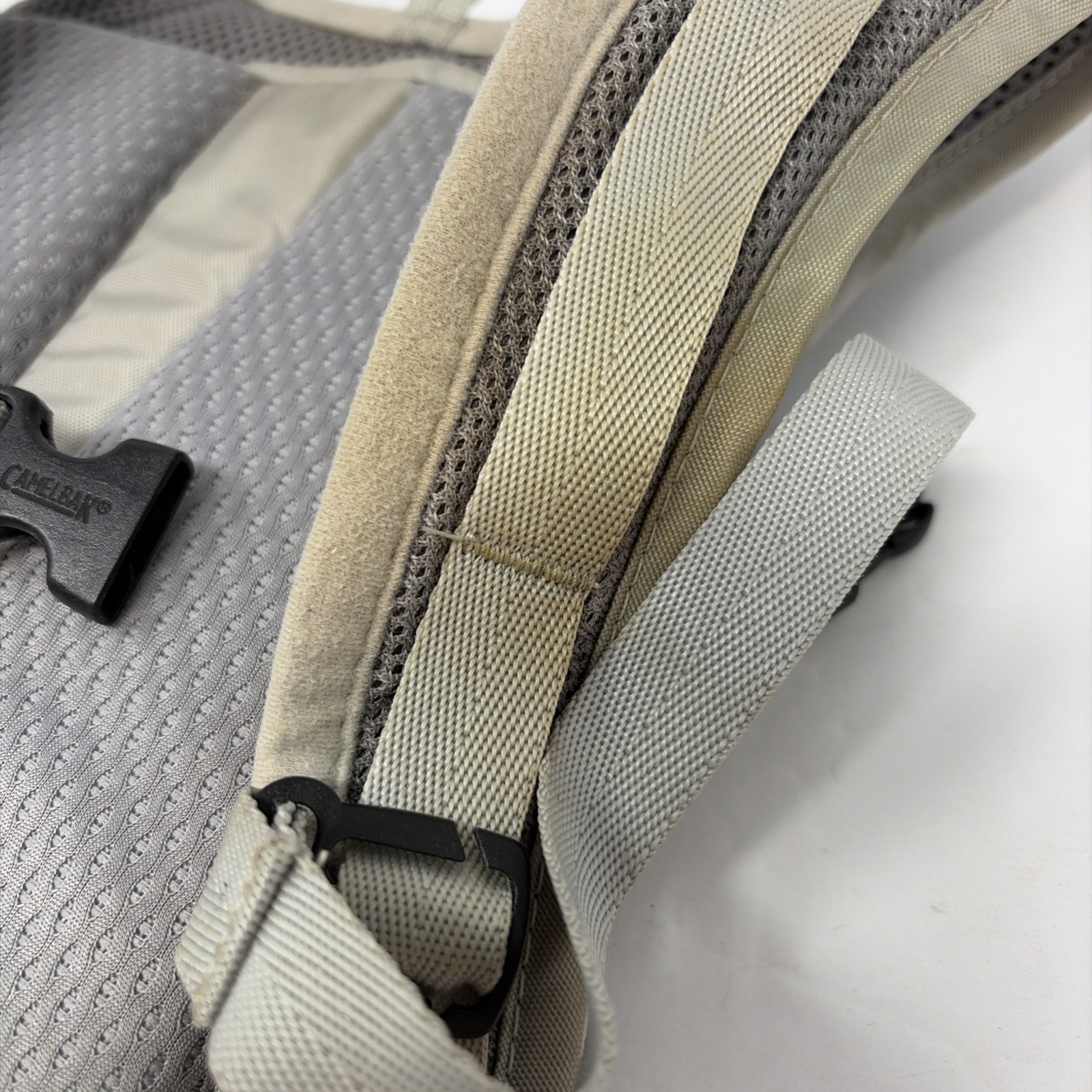 CamelBak CHARM Hydration Pack Outdoor Hiking Backpack Gray Tan Straw No Bladder